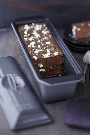 LE CHASSEUR TERRINE AVEC COUVERCLE NOIRE 32 CM